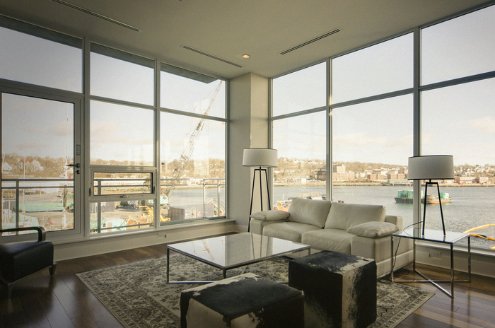 Interviewing Heather Chase on Condo Living, Blogging and the King’s Wharf Community